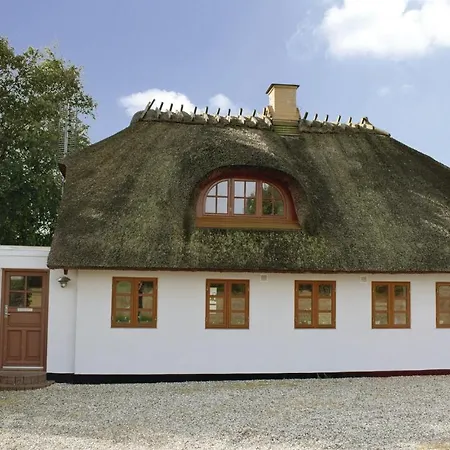 Three-bedroom In Дом отдыха