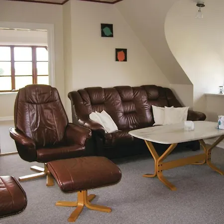 Semesterbostad Three-bedroom In *