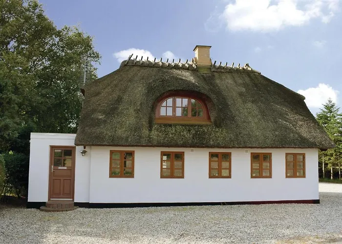 Three-bedroom In Hébergement de vacances