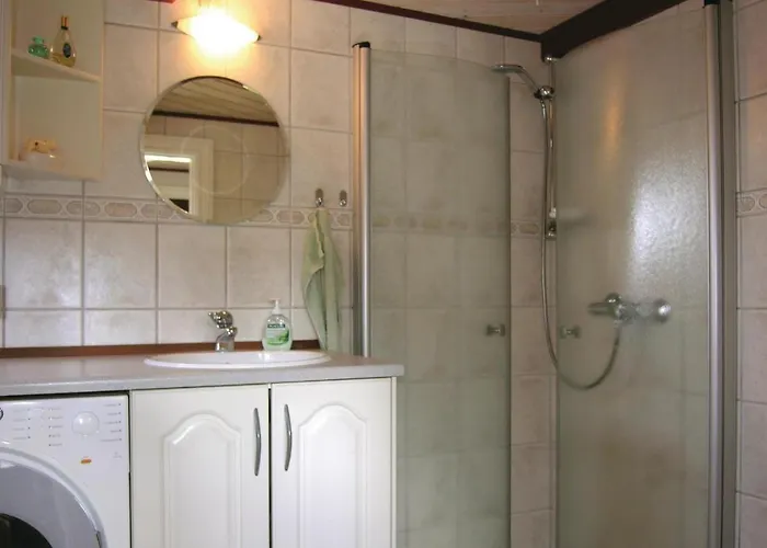Three-bedroom In Vakantiehuis *